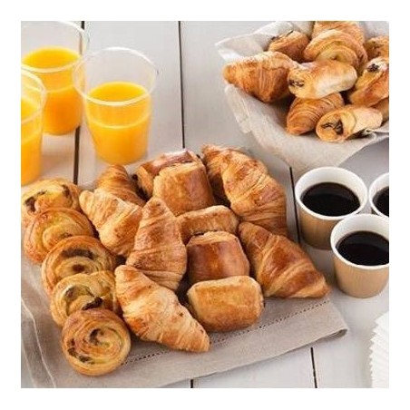 Plateau-repas Petit déjeuner thé ou café, mini pain au choc…